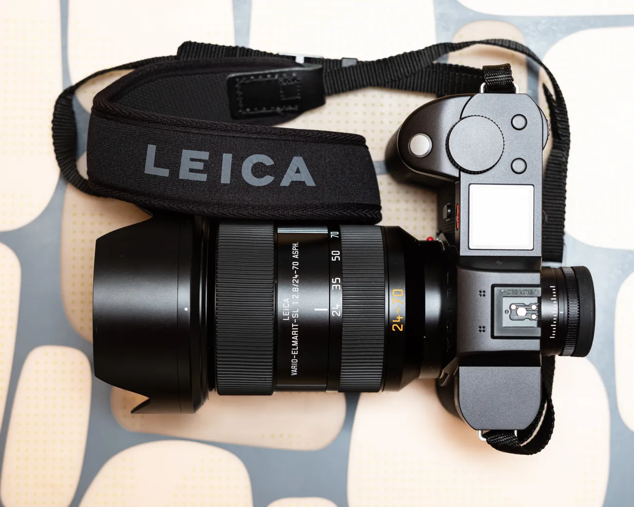 Leica SL2-S 01